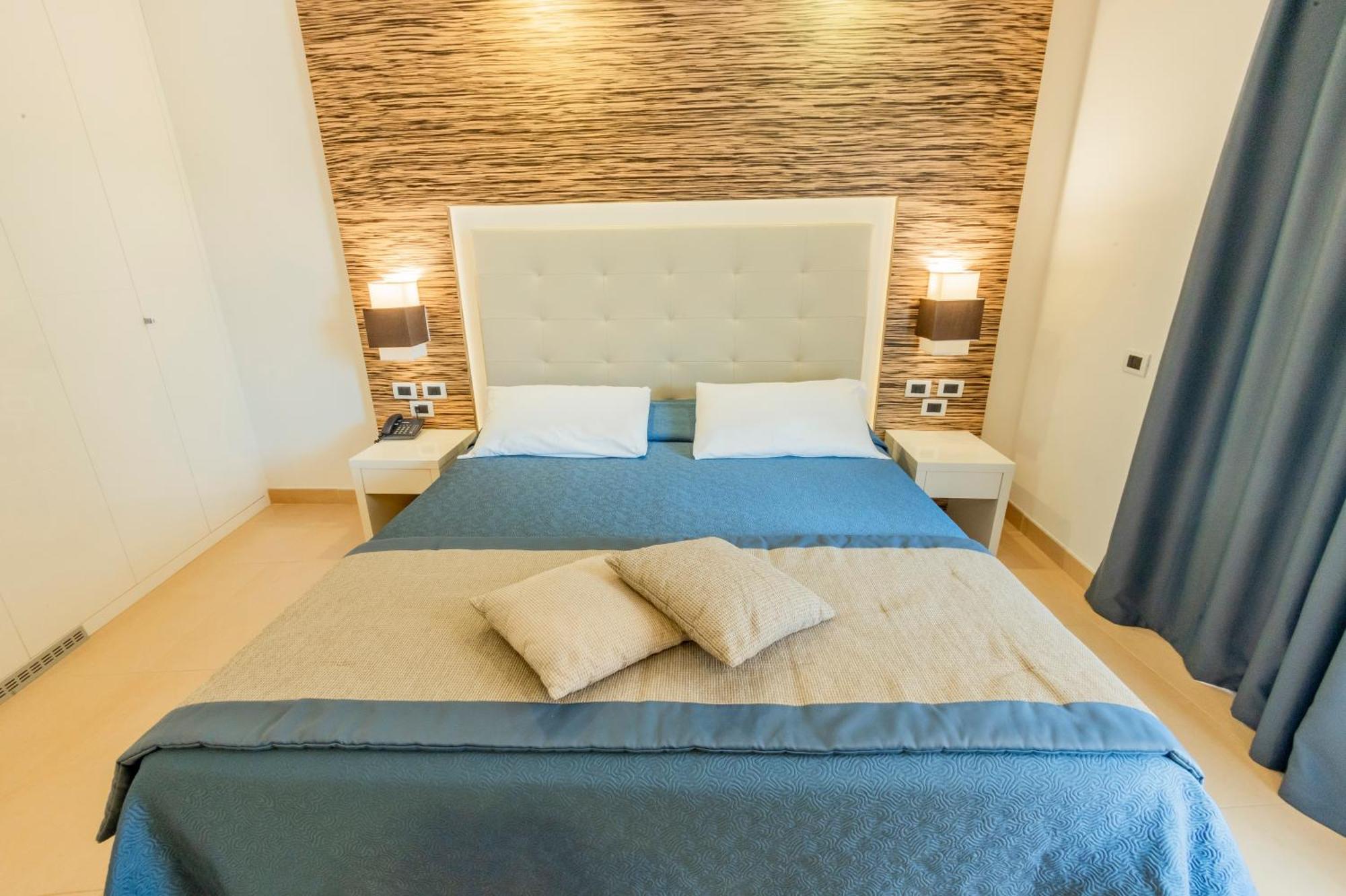Prince Franklyn Hotel Санта-Мария-ди-Кастеллабате Экстерьер фото