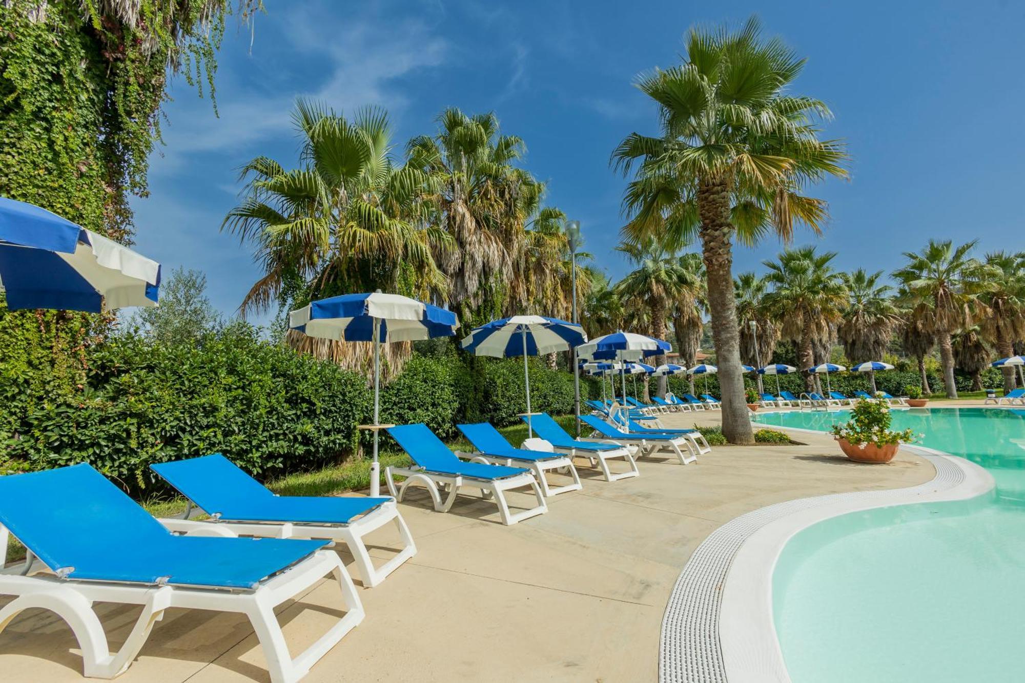 Prince Franklyn Hotel Санта-Мария-ди-Кастеллабате Экстерьер фото
