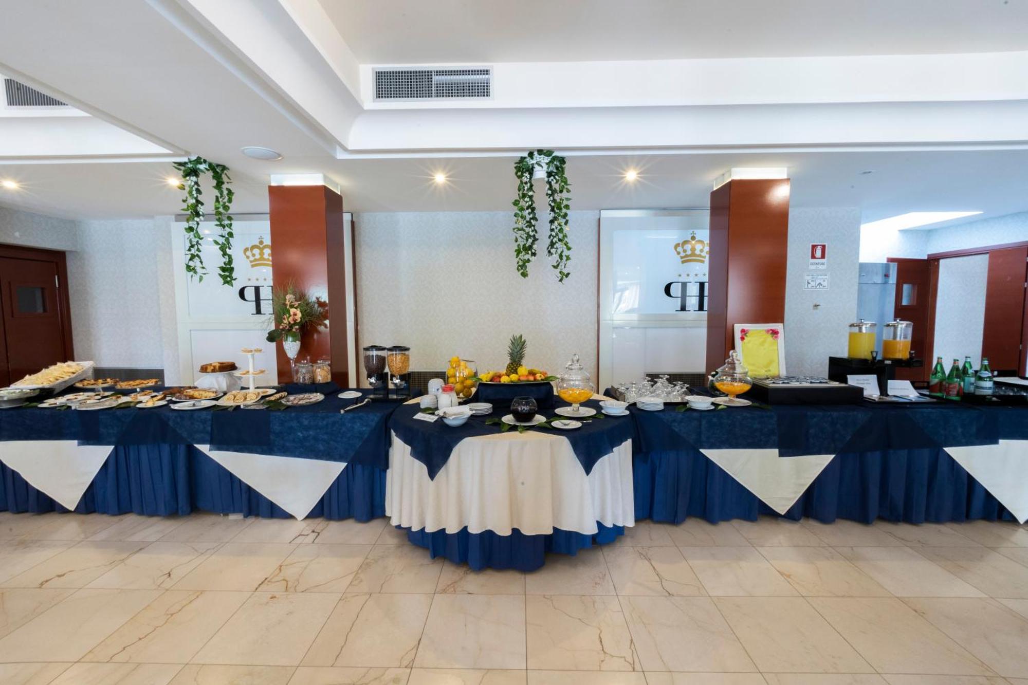 Prince Franklyn Hotel Санта-Мария-ди-Кастеллабате Экстерьер фото